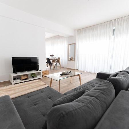 Stylish Spacious Apartment In Palaio Faliro Athen Eksteriør billede