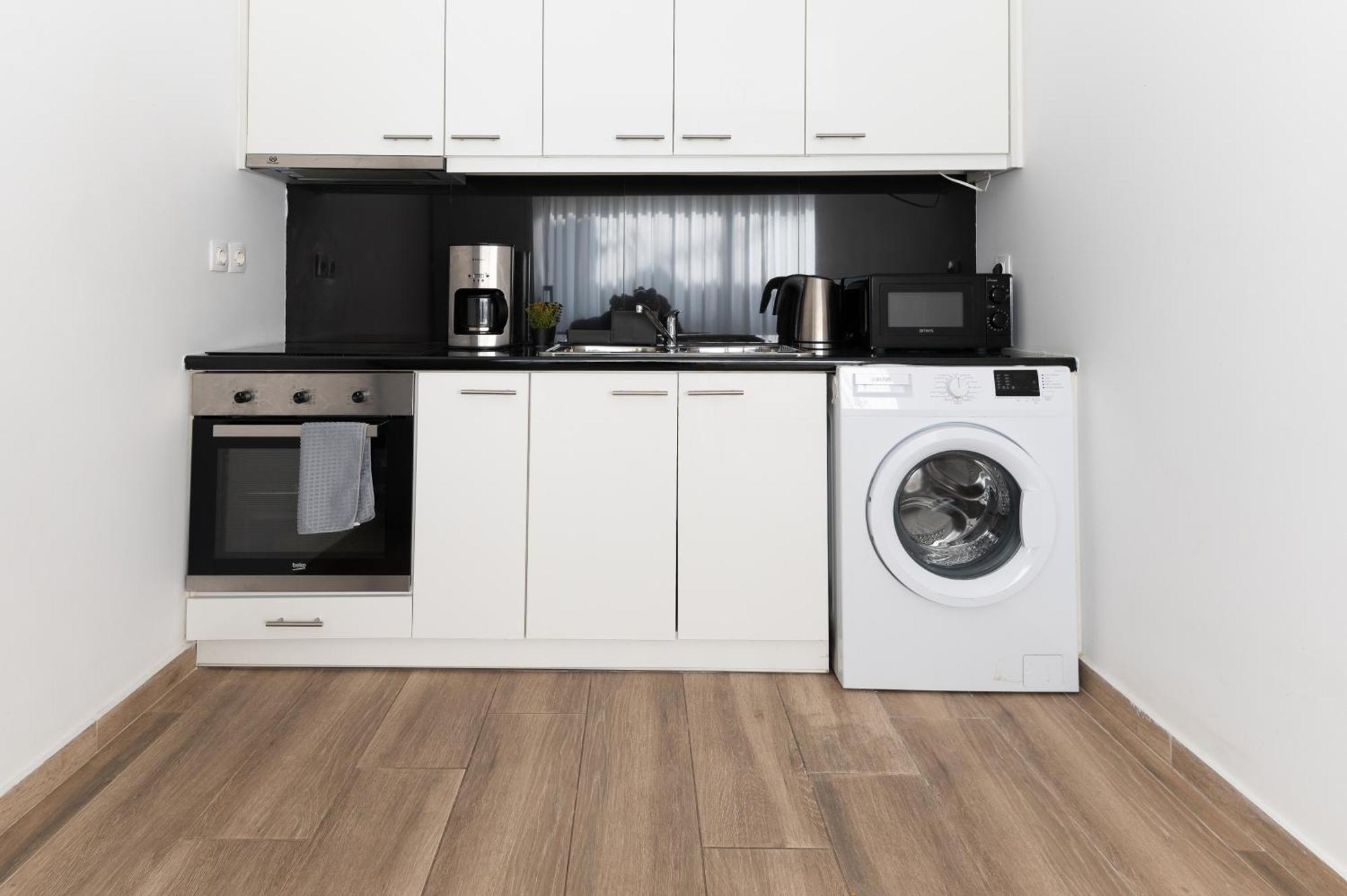 Stylish Spacious Apartment In Palaio Faliro Athen Eksteriør billede